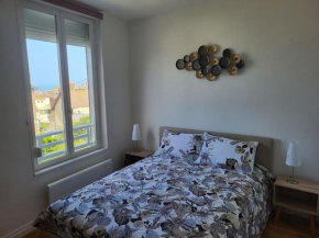 Appartement vue mer à 100 m de la plage
